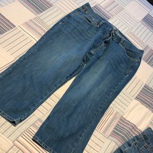 Old Navy “The Flirt” Capris